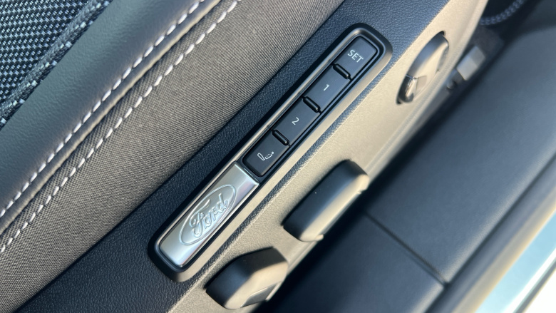 Ford Explorer 210kW Select 77kWh 5dr Auto Electric Estate